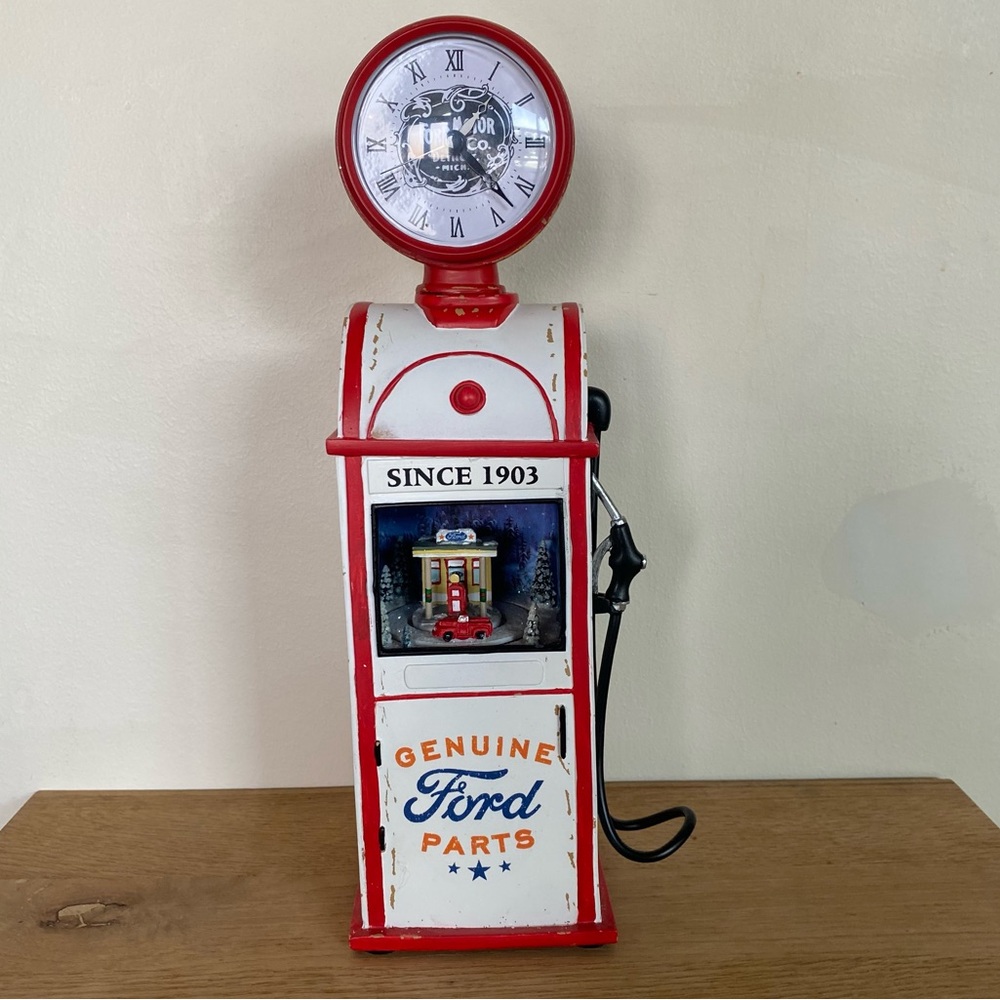 NWT Roman Inc Ford Led Gas Pump Christmas
